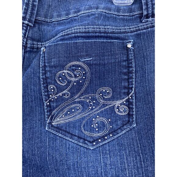 Fashion Bug Jeans Women Size 10 Average Dark Wash Denim Boot Embroidered Pockets - Picture 3 of 13
